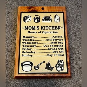 ‘Mom’s Kitchen’ Wooden Wall Decor Sign